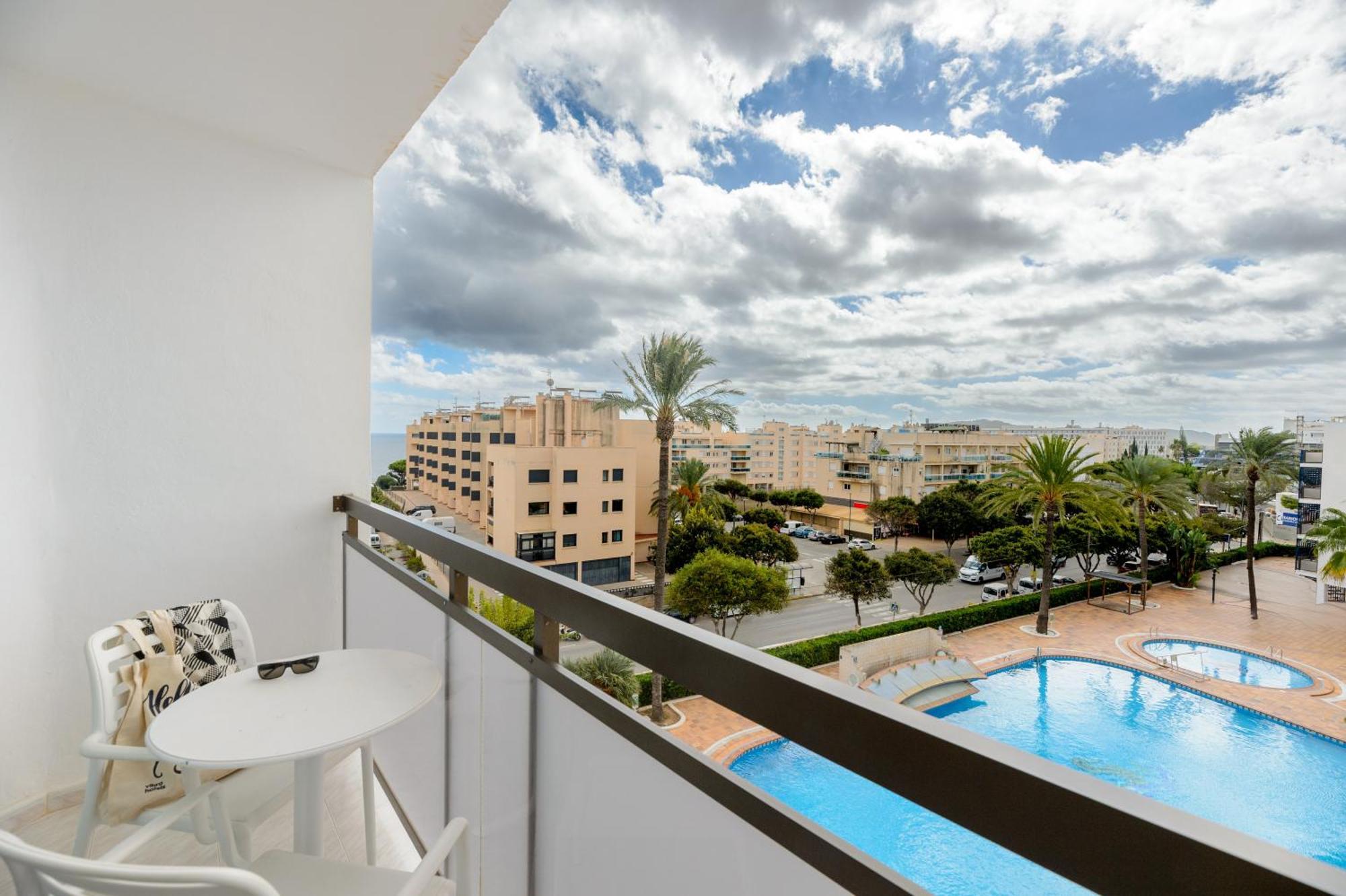 Hotel Vibra Mare Nostrum Platja d'en Bossa Eksteriør bilde